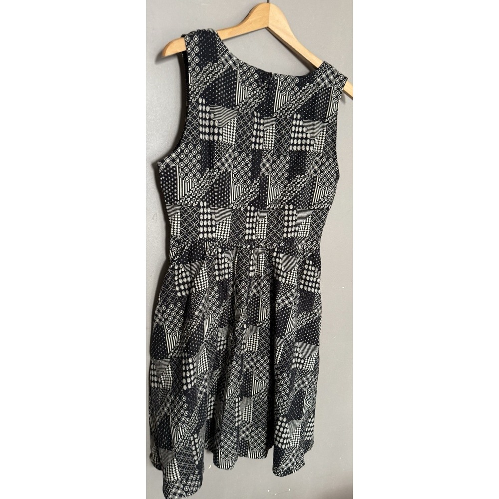 NWT Mata Traders Sydney Sleeveless Fit Flair Dress Small Patchwork Print - Picture 2 of 6